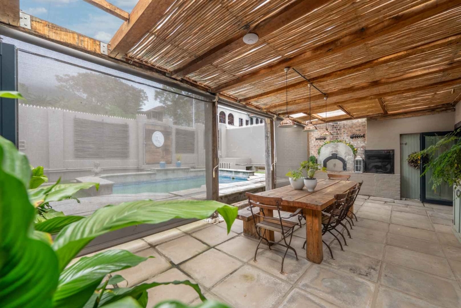3 Bedroom Property for Sale in Gardens Western Cape